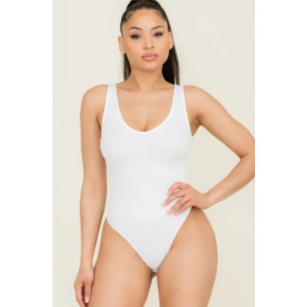 NWT White Sleeveless Scoop Neckline Blanca Bodysuit